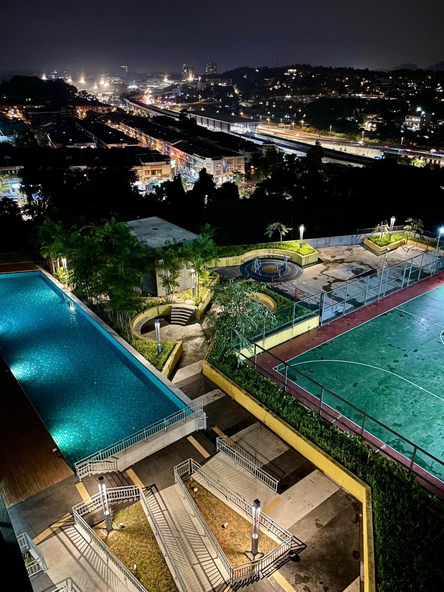 Cosmo Maison Damansara Damai Dış mekan fotoğraf